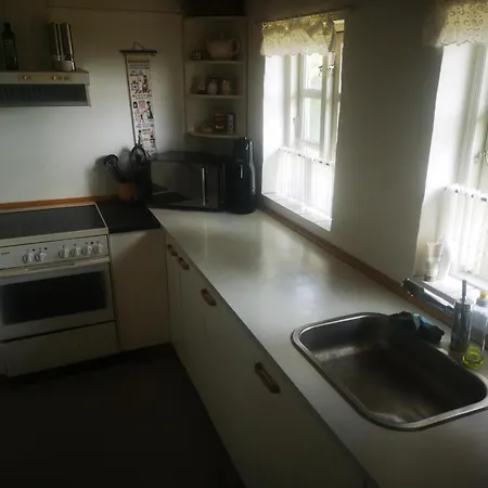Awesome In With 2 Bedrooms And Wifi Hébergement de vacances *